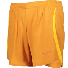 Nike Dri-FIT Strike Football Shorts Women - Light Curry/Laser Orange/Siren Red