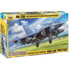 Zvezda Russian Light bomber YAK-130 Mitten 1:48