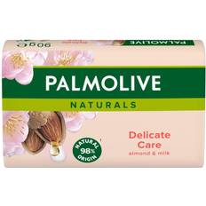 Palmolive Naturals Delicate Care with Almond Milk