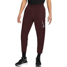 Löpning - Röda Byxor Nike Dri-FIT Run Division Challenger Woven Running Pants Men - Burgundy Crush/Reflective Silver