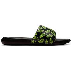 51 ½ Slides Nike Victori One Printed Slide - Black/Volt