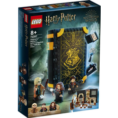 LEGO Harry Potter LEGO Harry Potter Hogwarts Moment a Lesson in Defending Black Arts 76397