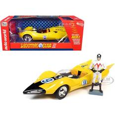 Giocattoli Shooting Star 9 Yellow and Racer X Figurine "Speed Racer" Anime Series 1/18 Diecast Model Car by Auto World