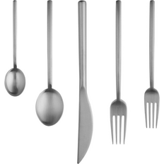 Due Flatware
