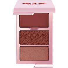 Cosmetics ONE/SIZE Cheek Clapper 3D Blush Trio Palette Rich Betch