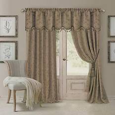 Mia Jacquard