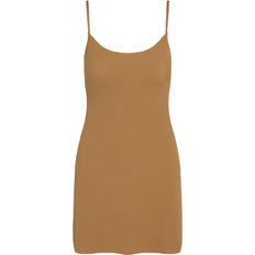 Best Under Dresses Commando Classic Mini Cami Slip - Caramel