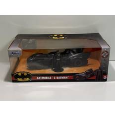 DC Comics Batman Batmobile 1989 1:24 with Batman