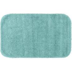 Traditional Plush Bath Rug