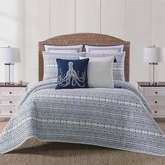 Oceanfront Resort Reef Quilts White, Blue (233.68x228.6cm)