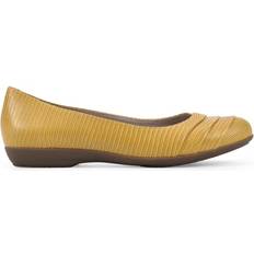 Cliffs Clara - Yellow Lizard