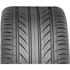 Delinte d7 P245/35R19 97W bsw all season Tire