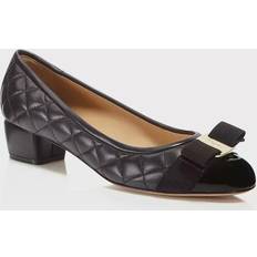 38 ⅔ Tacchi e Décolleté Ferragamo Vara Quilted Low-Heel Pumps - Women's