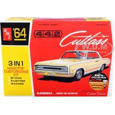 Skill 2 Model Kit 1964 Oldsmobile Cutlass 442 Hardtop 3-in-1 Kit 1/25 Scale Model
