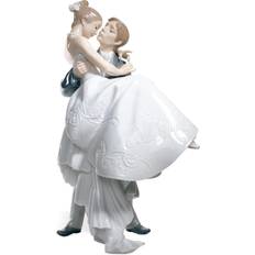 Lladro Happiest Day Figurine