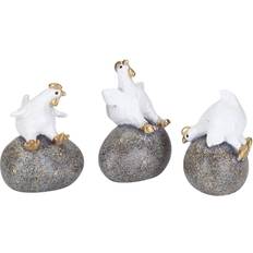 Hens On Eggs