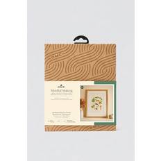 DMC Brodeerauspakkaus Metsänrauhan Motiivi 17,1 x 20 cm Mindfulness