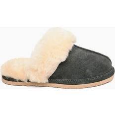 Mocka Slides Minnetonka Sheepskin - Charcoal