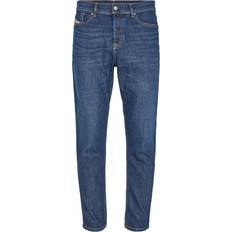 D-Fining Tapered Jeans