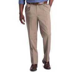 Men's Iron Free Premium Khaki Classic-Fit Pleated Pant