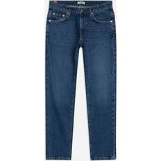 Woodbird Doc Blooke Jeans Mand Jeans Ensfarvet hos Magasin Stone