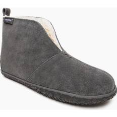 Gray - Men Slippers Minnetonka Tamson - Charcoal