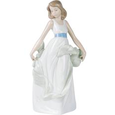 Lladro Figurines Lladro Nao Walking on Air Collectible Figurine