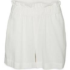 Ruffles Trousers & Shorts Vero Moda Jesmilo Ruffle Waist Shorts - Snow White