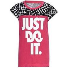 Nike "Barn T-shirt med kortärm 848-A72 (Storlek: 6-7 år)