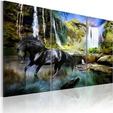 Arkiio Horse on the sky-blue waterfall background 60x40 Tavla