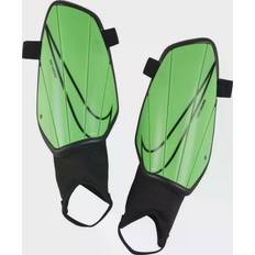 Vuxen Benskydd Nike NK Charge GRD SP2164