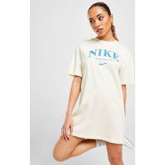 Nike Women's Ss Dress Gfx - Hvit