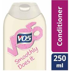 VO5 Smoothly Does It Conditioner 250ml