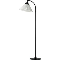 Le Klint Golvlampor & Markbelysning Le Klint 368 Golvlampa 142cm