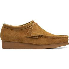 Clarks Wallabee - Oak Hairy