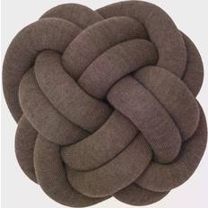 Design House Stockholm Knot Komplet pyntepude Brun (30x15cm)