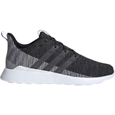 Adidas questar flow adidas Questar Flow M - Core Black/Core Black/Cloud White