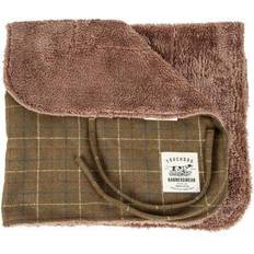 Touchdog 2-in-1 Windowpane Plaided Dog Jacket with Matching Reversible Dog Mat