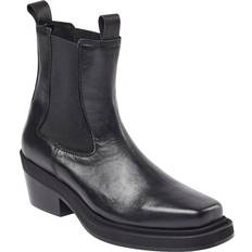 Dusty Dam Chelsea Boots