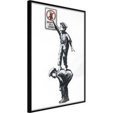 Artgeist med ramme Banksy: Graffiti Is a Crime Guld 30x45 Plakat