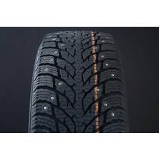Nokian Hakkapeliitta C4 235/60 R17C 117/115R 8PR Aramid Sidewalls, Dubbade