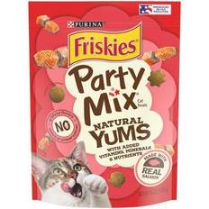 Friskies Party Mix Natural Yums With Real Salmon