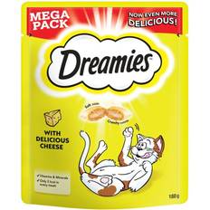 Dreamies Cat Treats with Salmon Mega Pack 200g