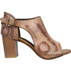 Roper Mika Closed Back Block Heel Sandals