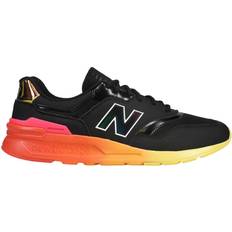 New Balance Men's 997HV1 Sneakers in White/Red/Black BLANC DIVERS