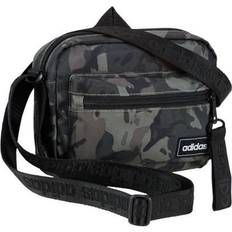 Dragkedja - Multifärgade Axelremsväskor adidas Classic Cam Org Bag GE6147, väska