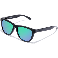 One Raw Polarized Black Emerald