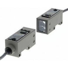 Omron Fotoaftaster, Gennemgående Bjælke, 30m, Dc, 3-leder, Npn/pnp, Vandret, 2m Kabel E3s-ct11 2m Oms