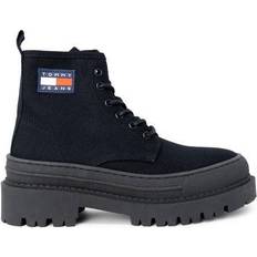 Tommy Hilfiger Chunky Cleat Lace-Up Boots