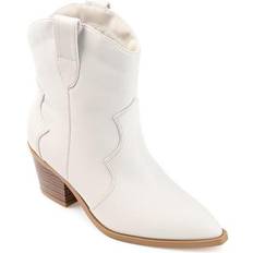 Journee Collection Becker